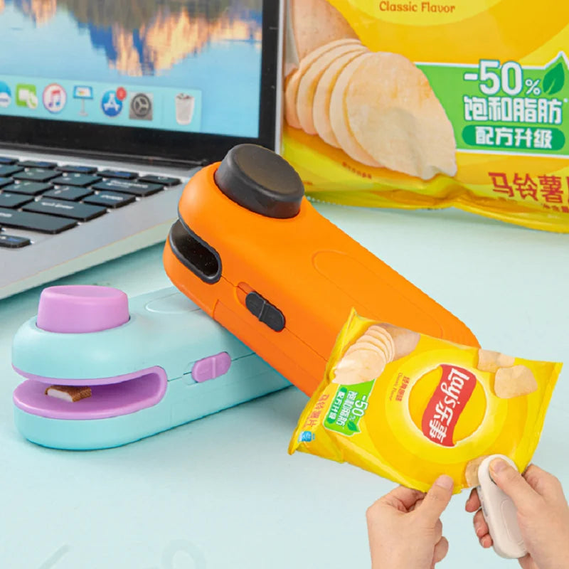 SealSnap -2-in-1 Mini Bag Sealer